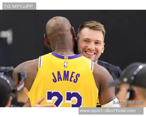 詹姆斯谈东契奇的影响力称无球游走与切入是最佳选择